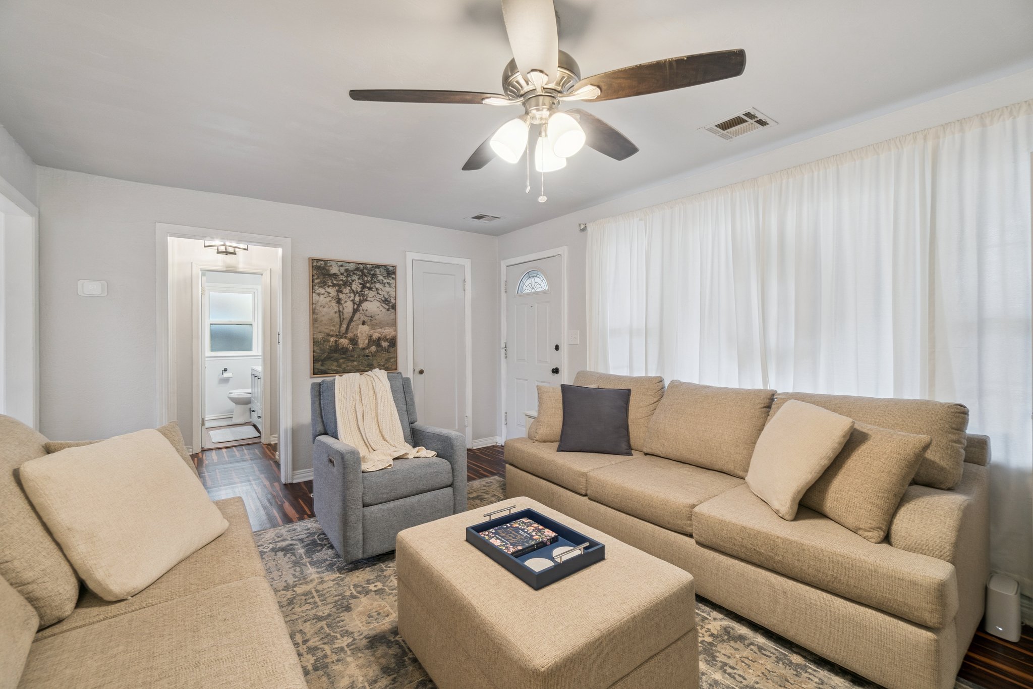 1707 Oxford Way_013.jpg