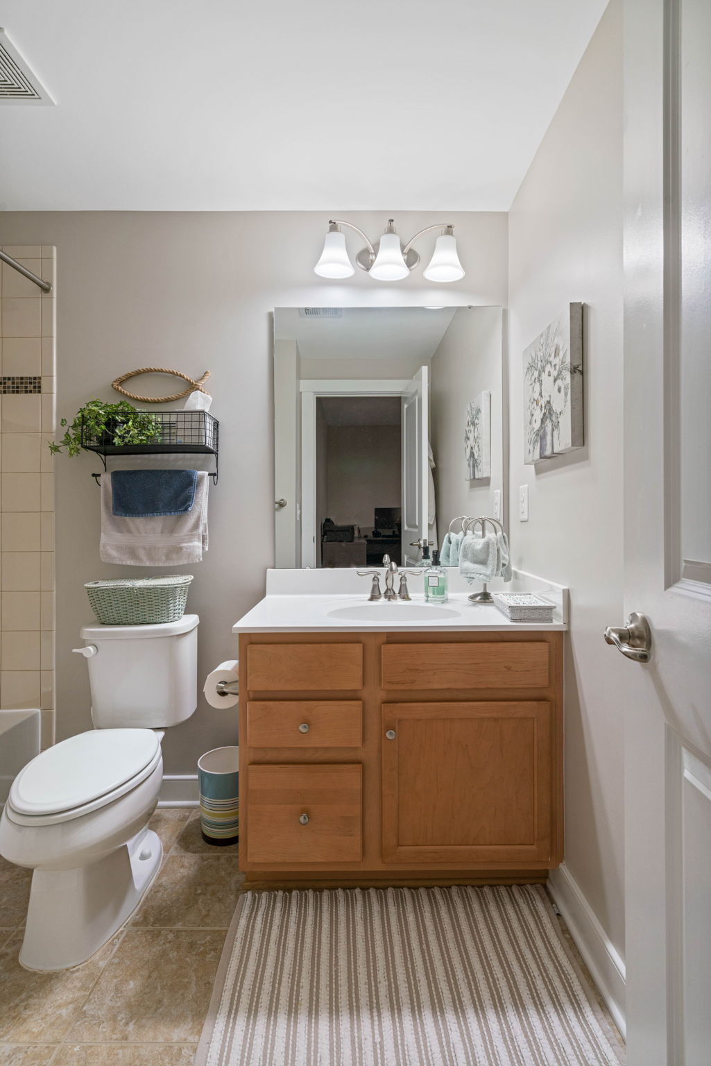 17072 Silver Arrow Dr, Dumfries, VA 22026, USA Photo 60