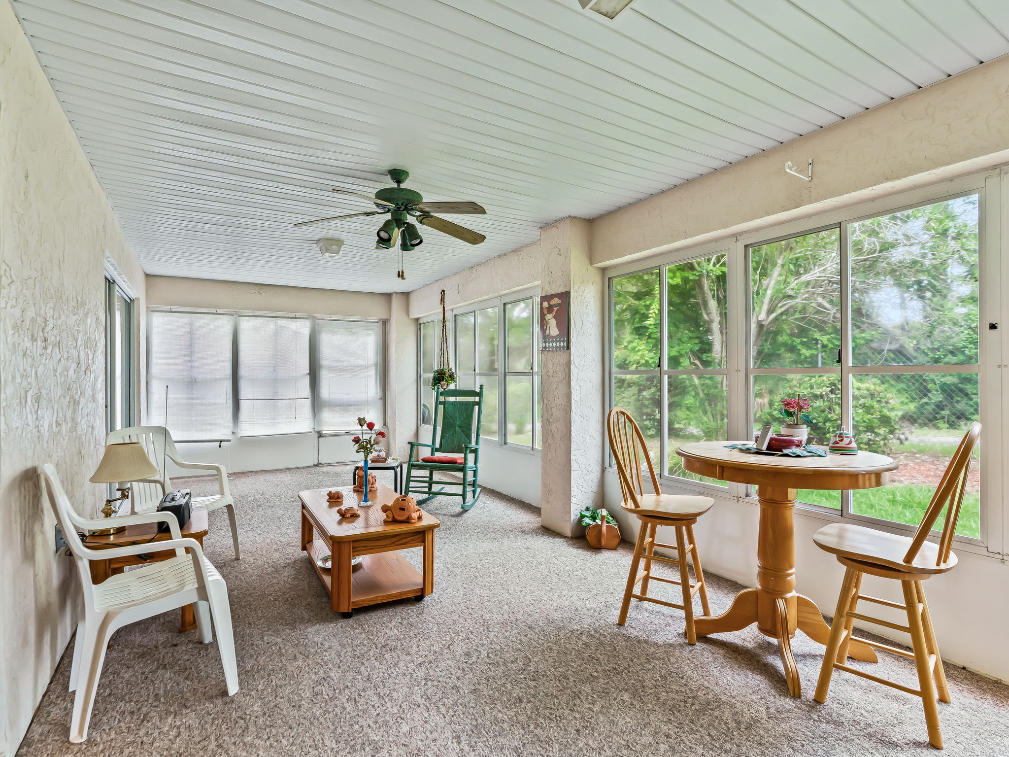  Photo 35