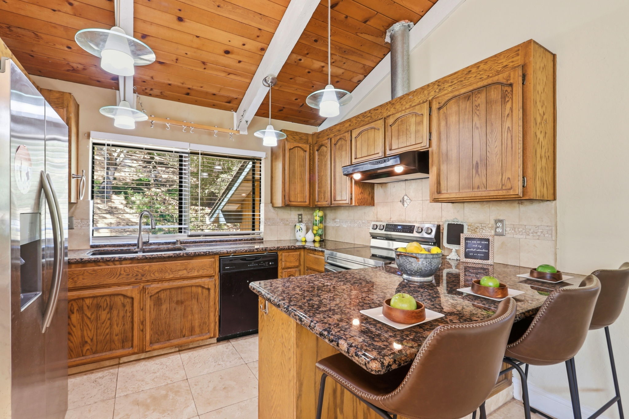 015_F8_17076 Shady Ln