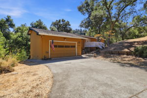 003_F8_17076 Shady Ln