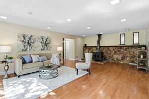 006_F8_17076 Shady Ln