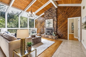 011_F8_17076 Shady Ln