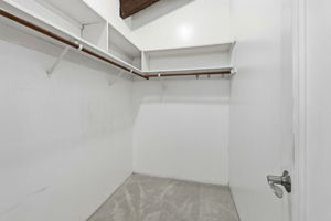 035_F8_17076 Shady Ln