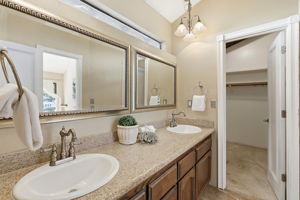 045_F8_17076 Shady Ln