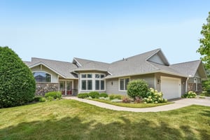 Dewberry Dr-S1107-001.jpg