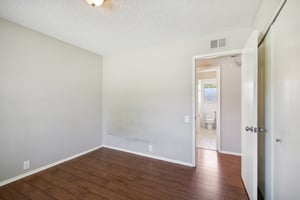 E Euclid Ave-026.jpg
