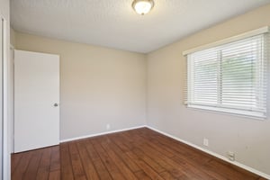 E Euclid Ave-028.jpg