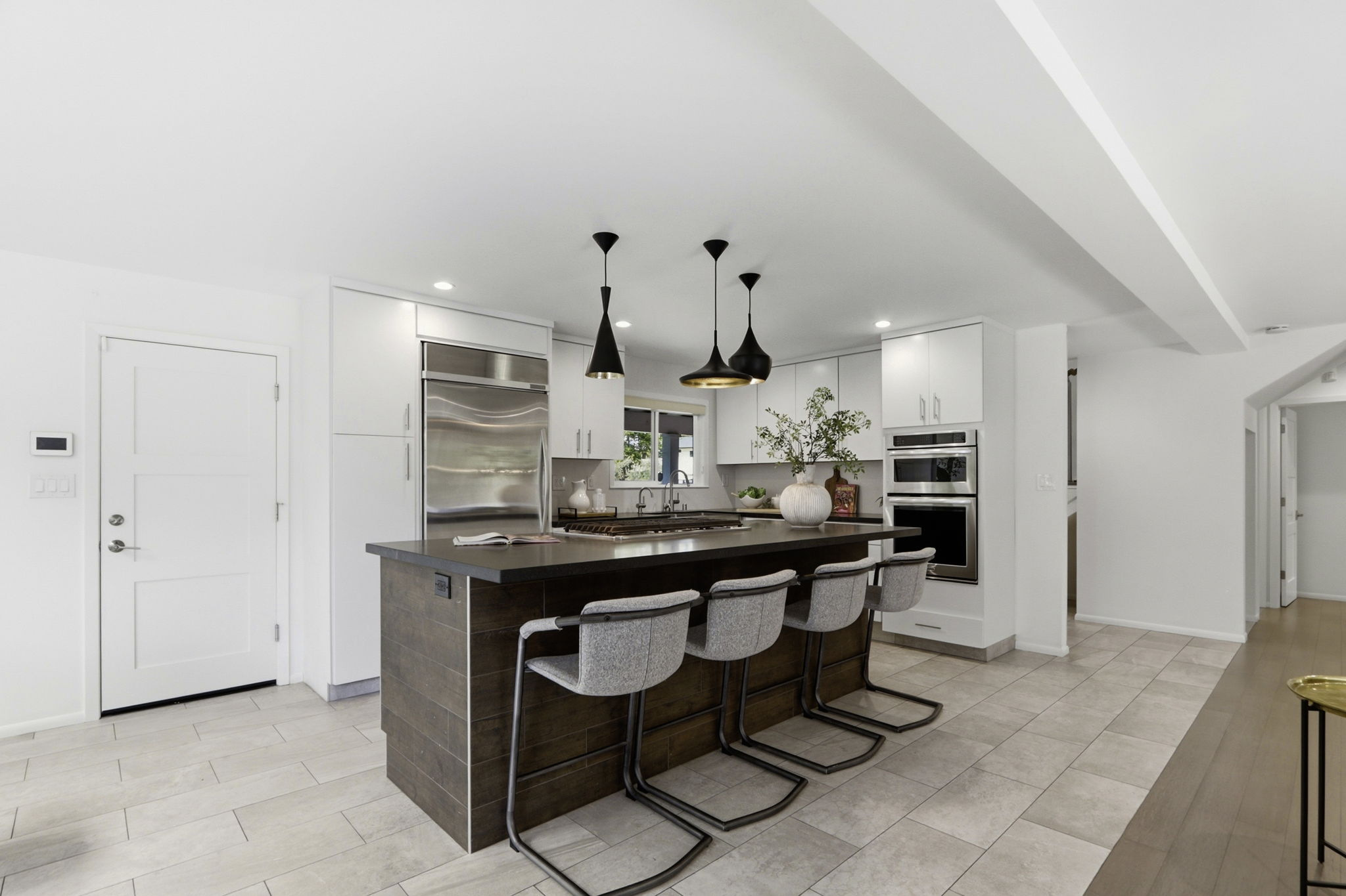 013_F8_1708 Grizilo Dr