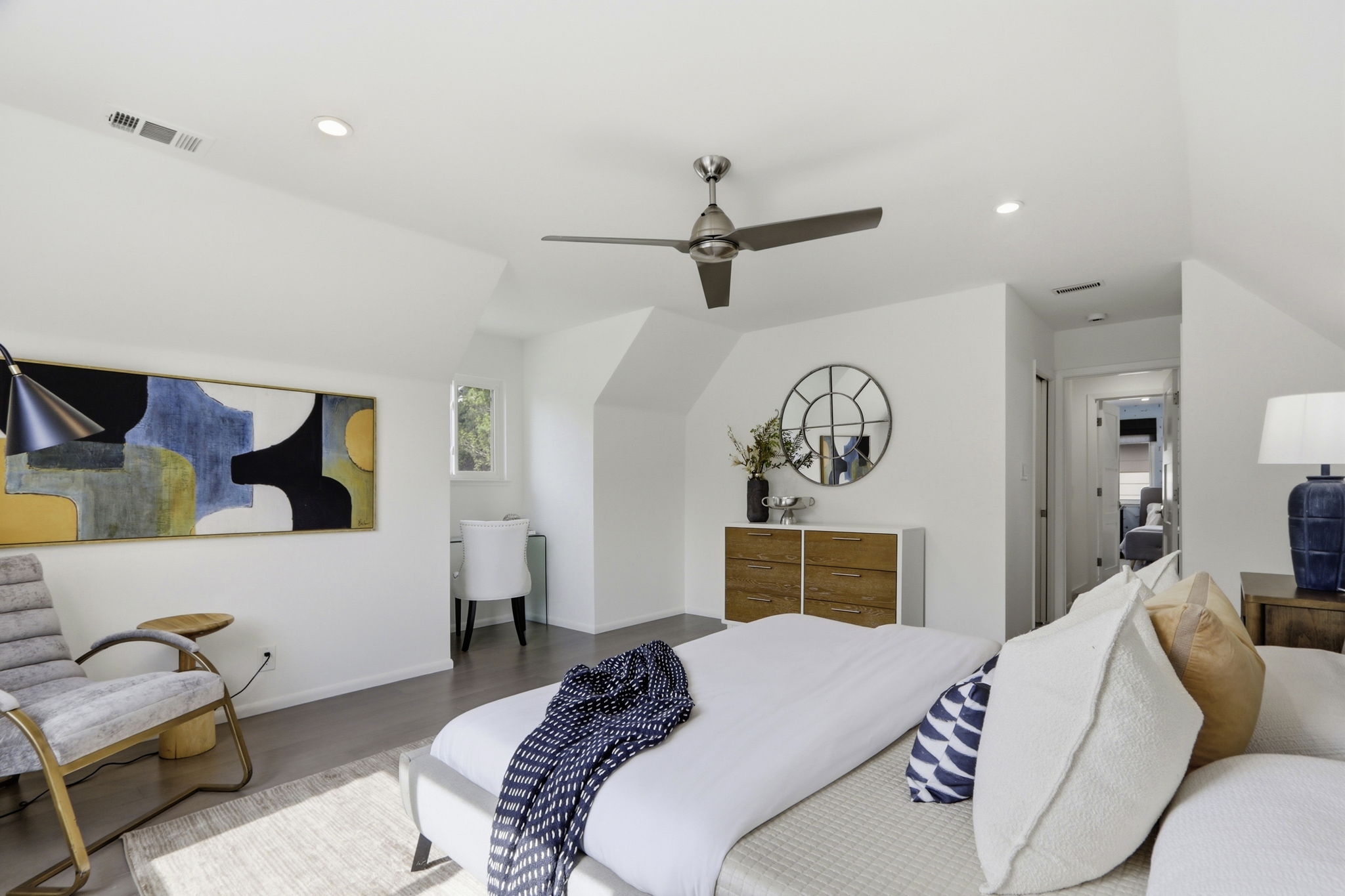 030_F8_1708 Grizilo Dr