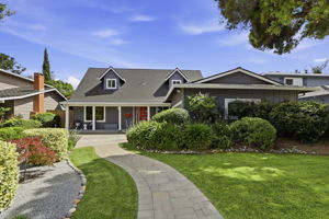 002_F8_1708 Grizilo Dr