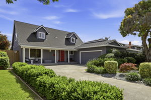 003_F8_1708 Grizilo Dr