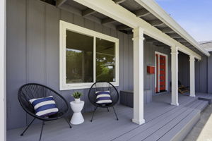 005_F8_1708 Grizilo Dr