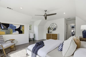 030_F8_1708 Grizilo Dr