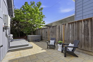 040_F8_1708 Grizilo Dr