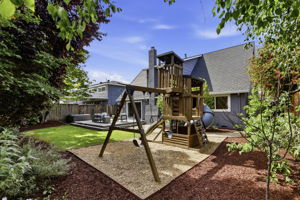 042_F8_1708 Grizilo Dr