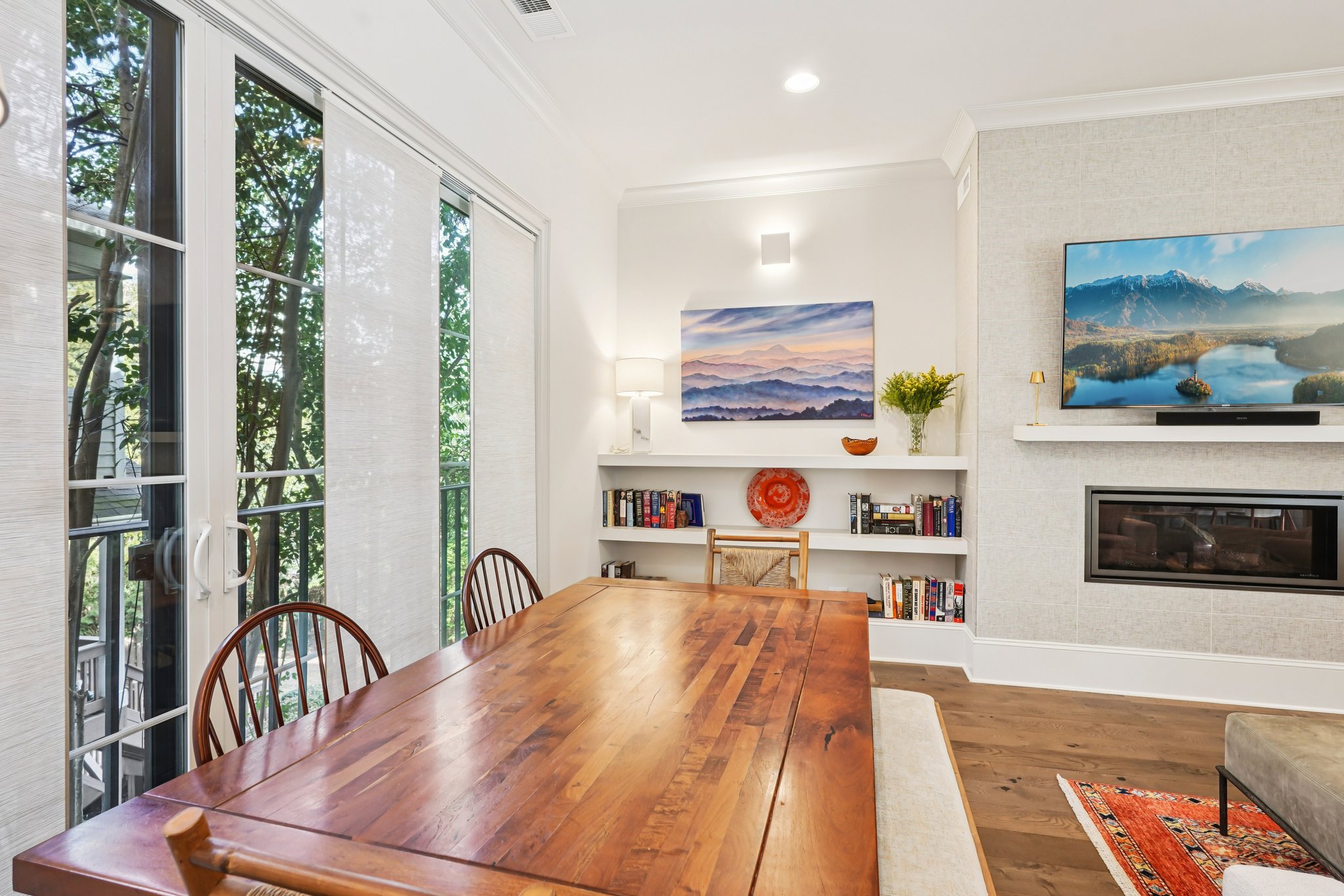 Lombardy Cir-S2201-014.jpg