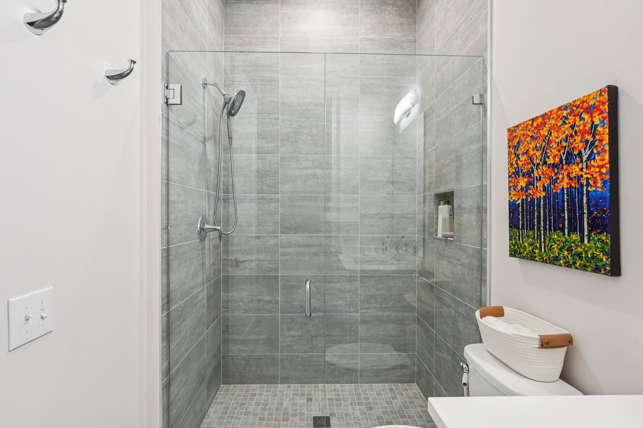 Lombardy Cir-S2201-023.jpg