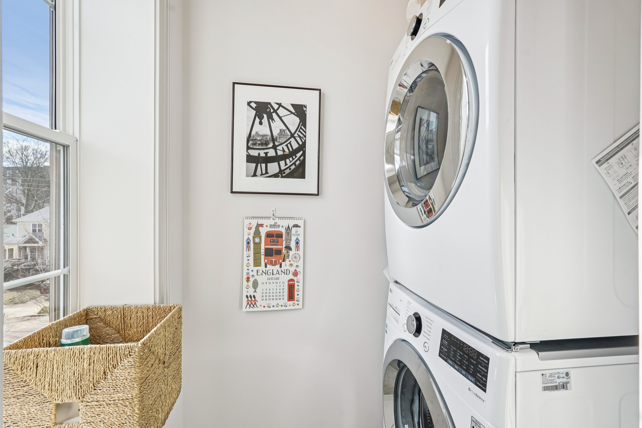 Lombardy Cir-S2201-031.jpg