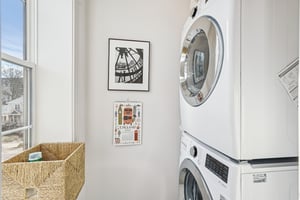 Lombardy Cir-S2201-031.jpg