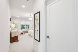 Lombardy Cir-S2201-040.jpg