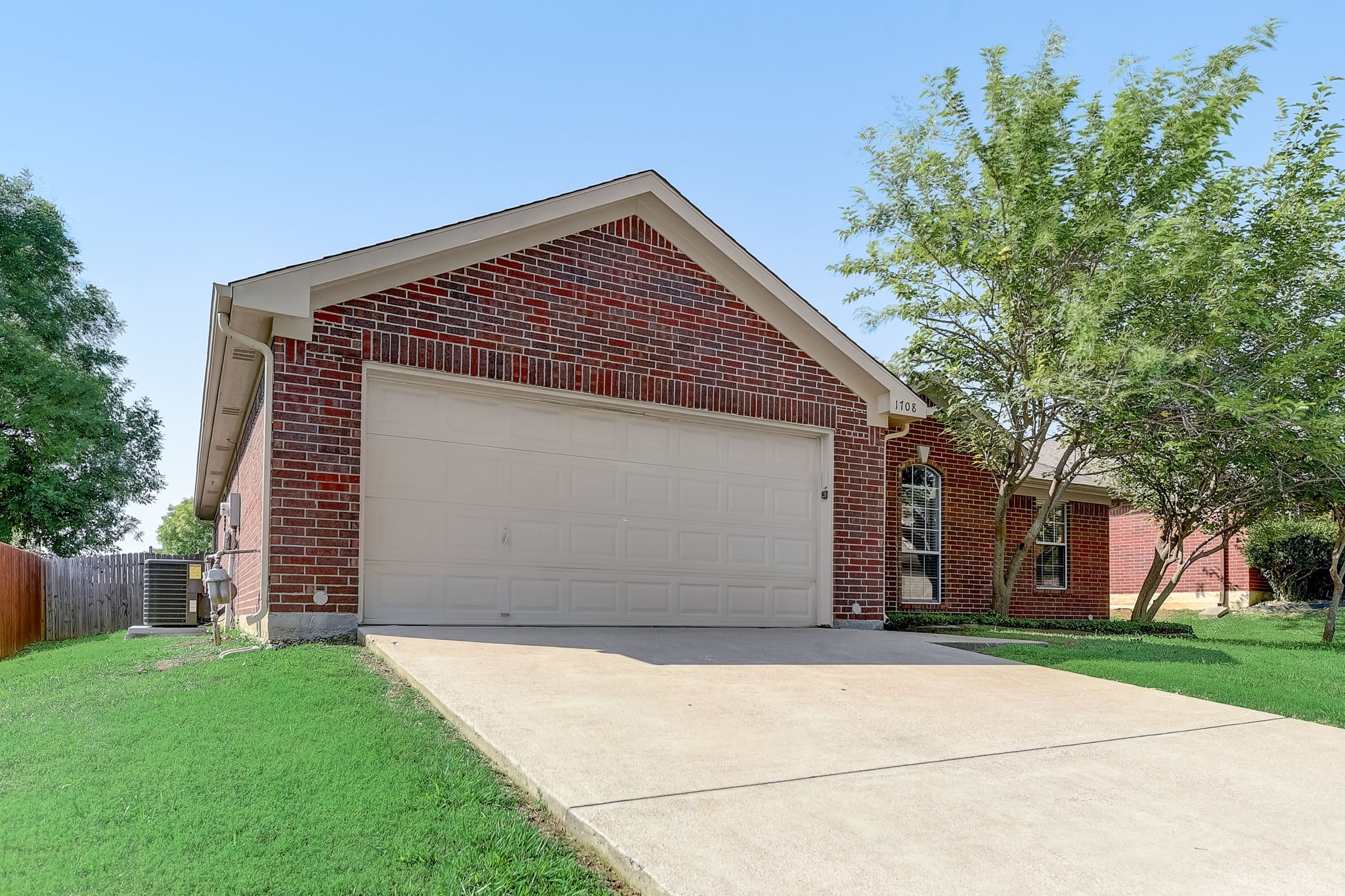 McGarry Ln-003