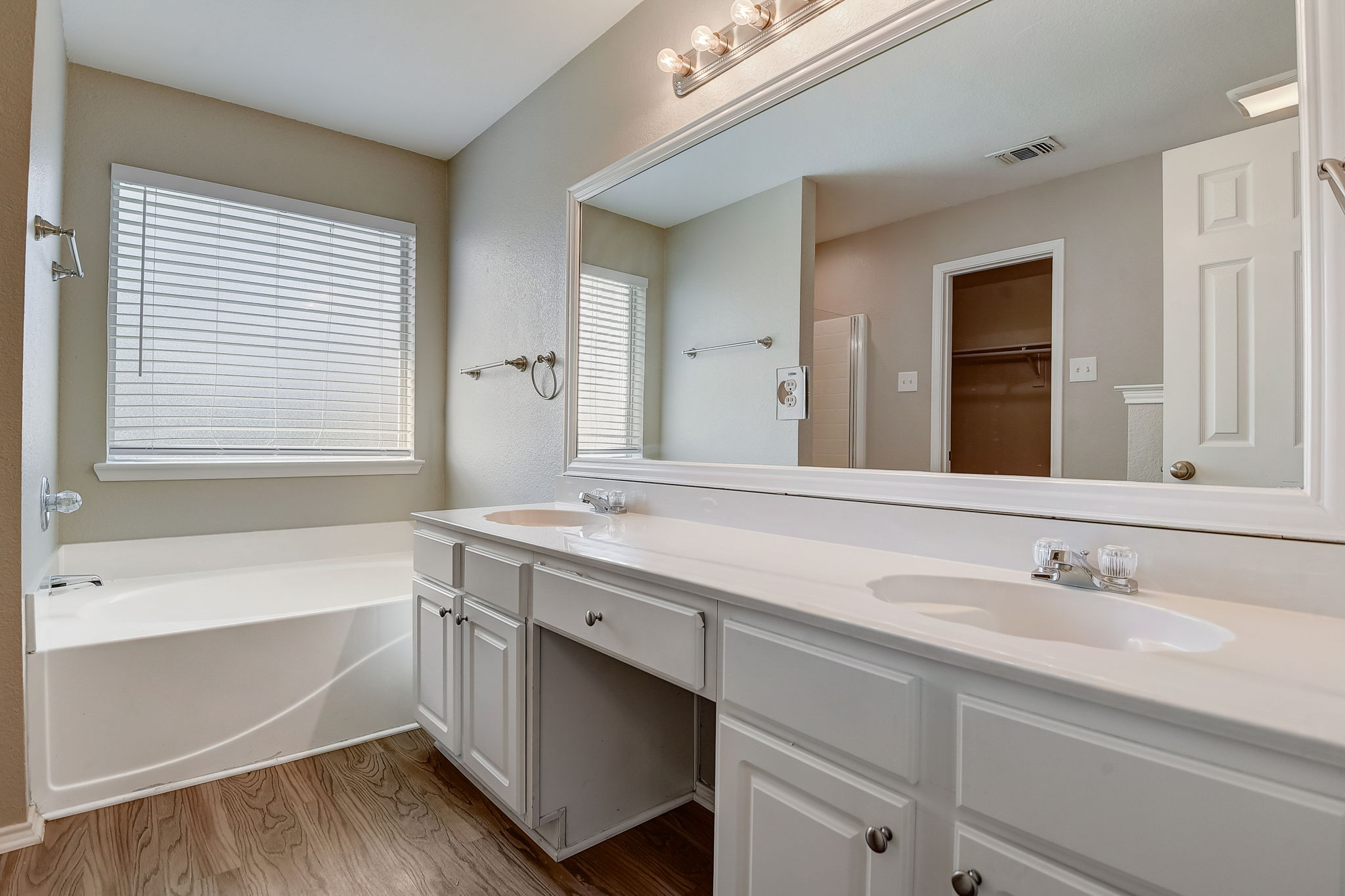 McGarry Ln-024