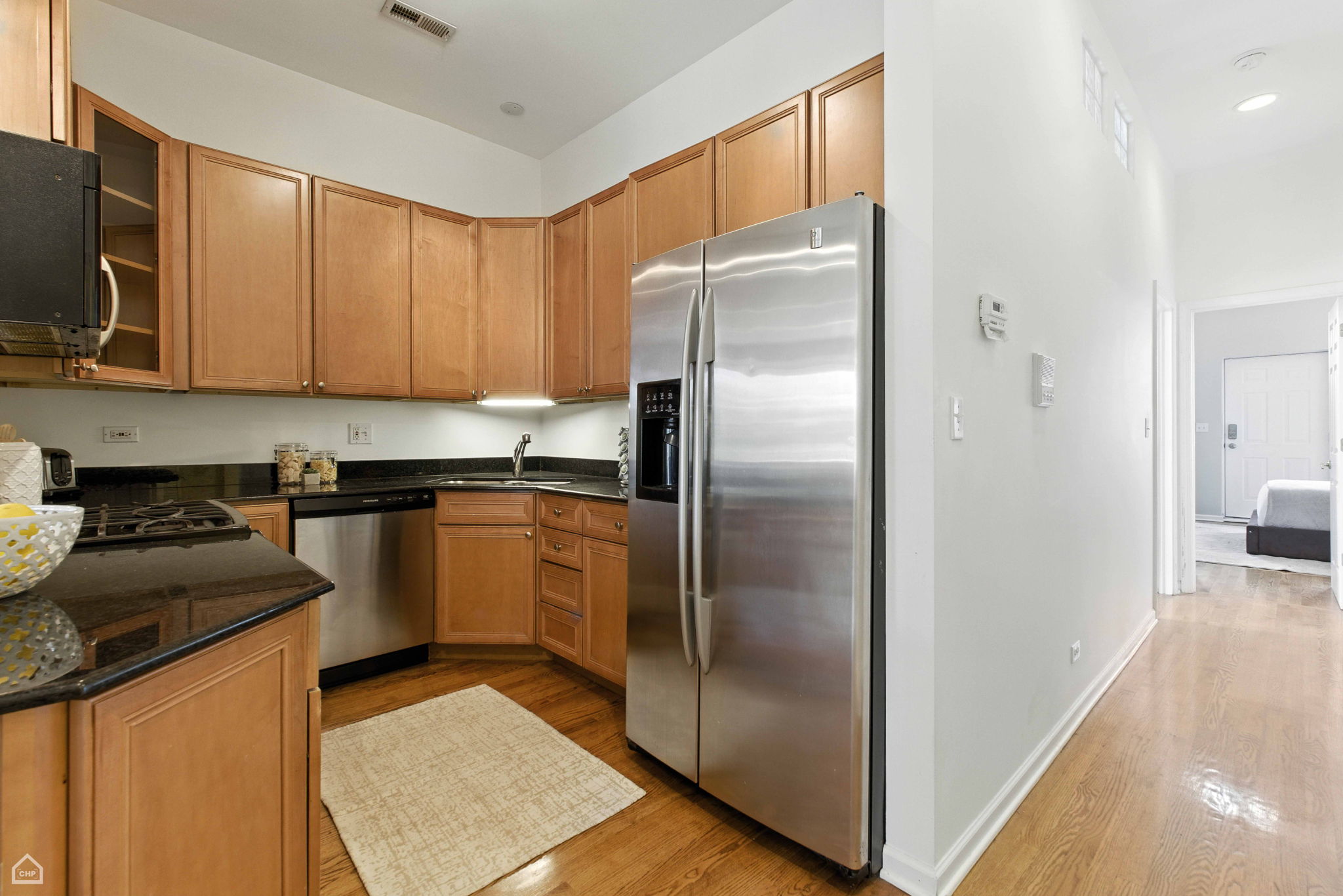 1708 W Chicago Ave 3 - 070225_008