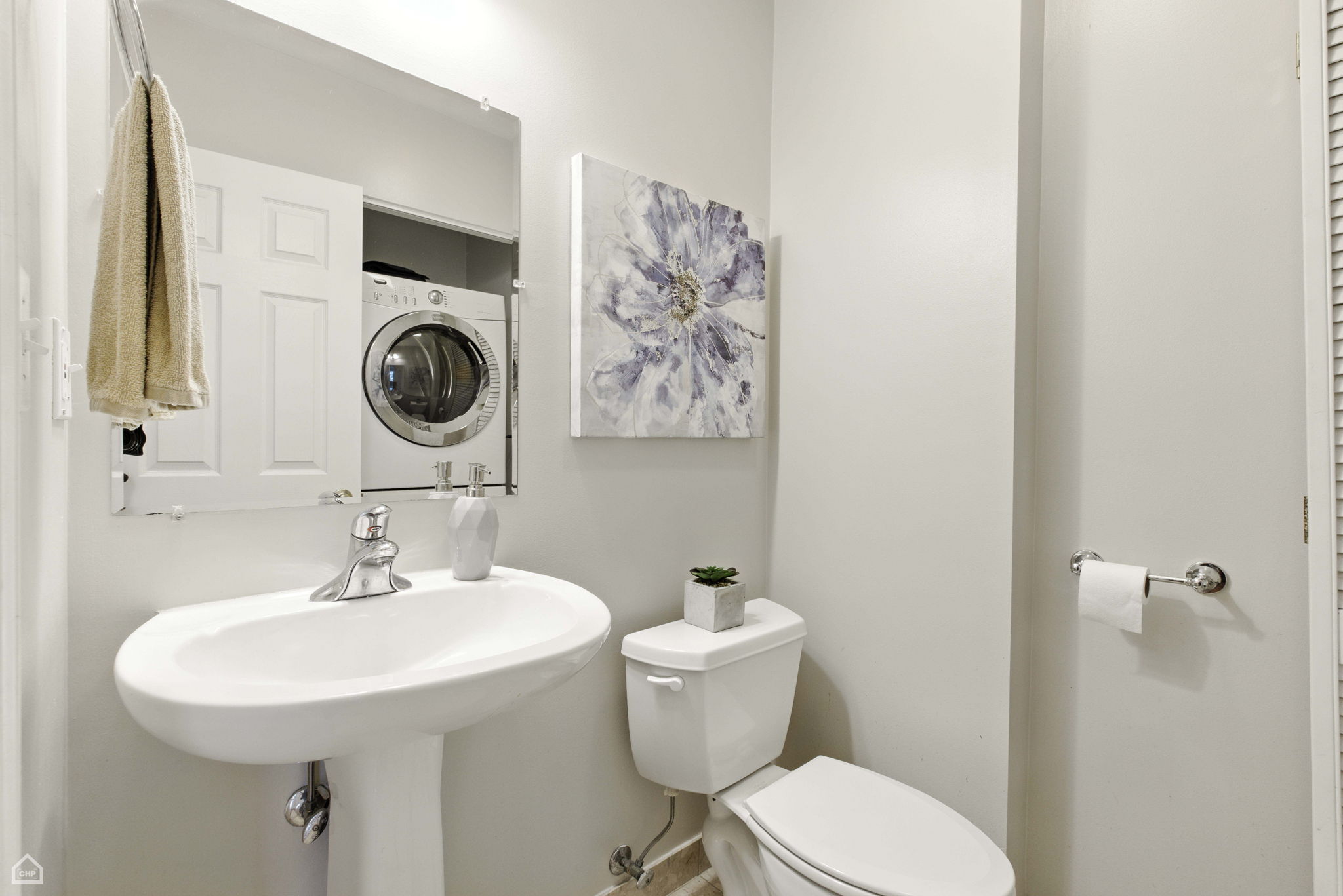 1708 W Chicago Ave 3 - 070225_010