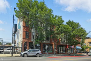 1708 W Chicago Ave 3_001