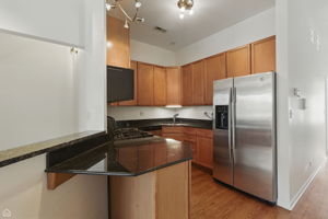 1708 W Chicago Ave 3_007