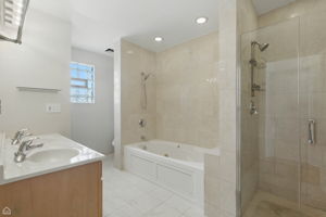 1708 W Chicago Ave 3_022