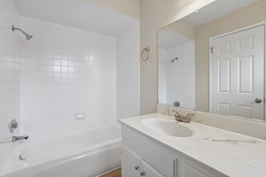 Bermuda Way-S0310-024.jpg