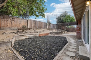 Bermuda Way-S0310-039.jpg