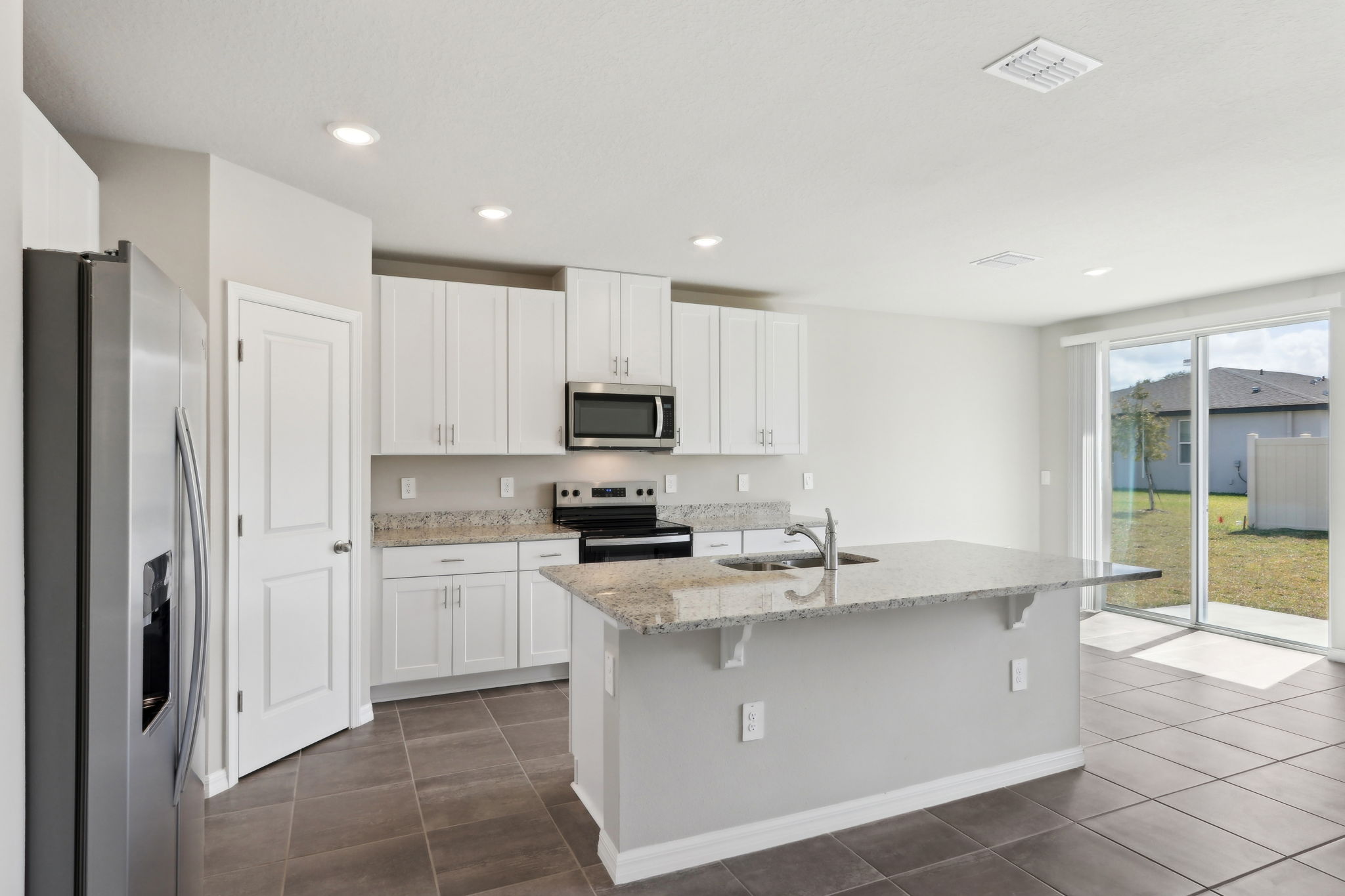 Tampa Division - Reserve at Van Oaks - Lot 0223 - 1709 Forest Run Lane, Auburndale, FL - 007