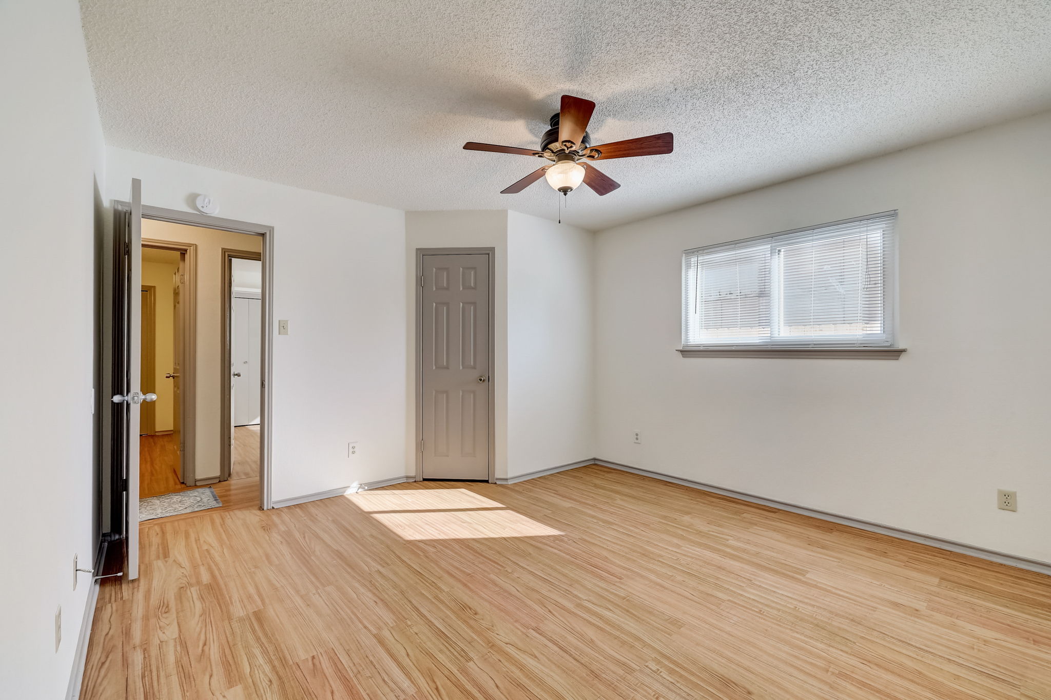 Goodson Ln-024