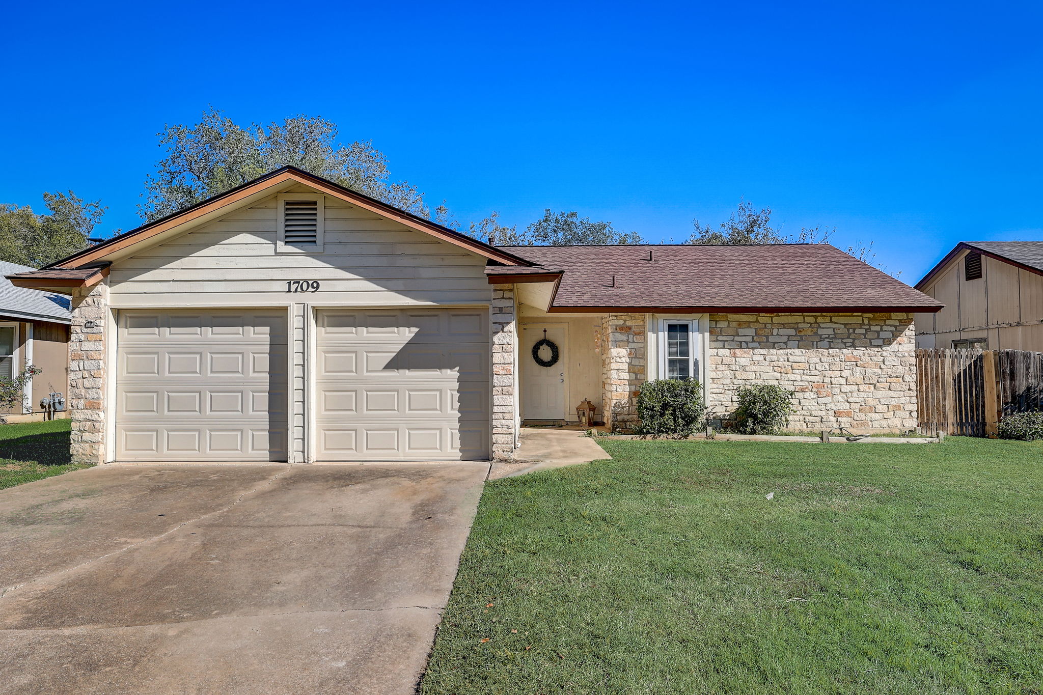 Goodson Ln-003