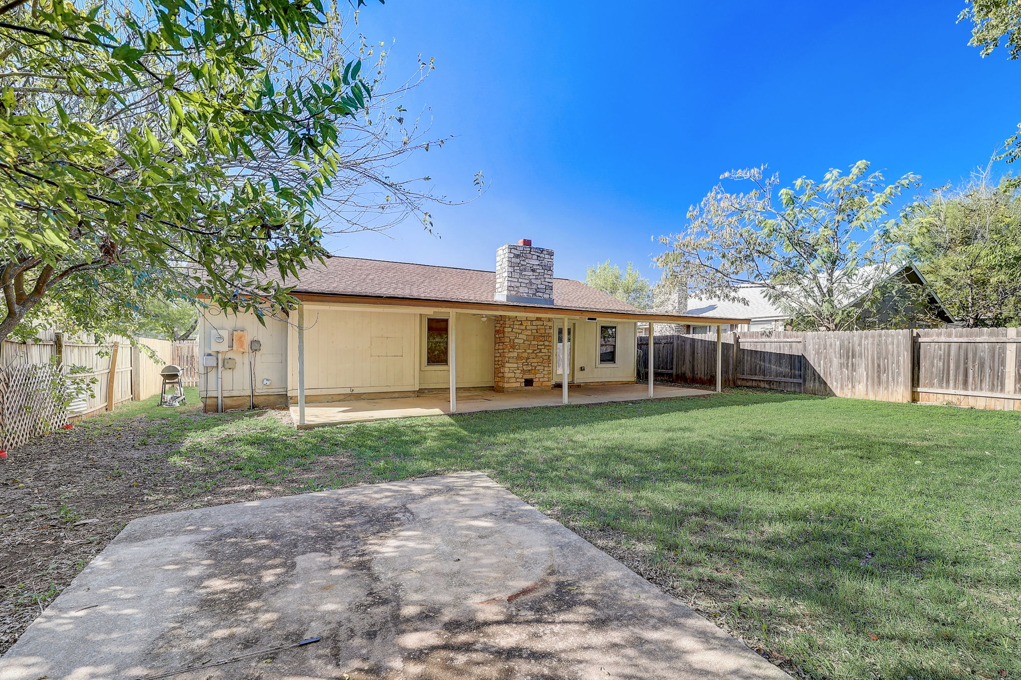 Goodson Ln-033
