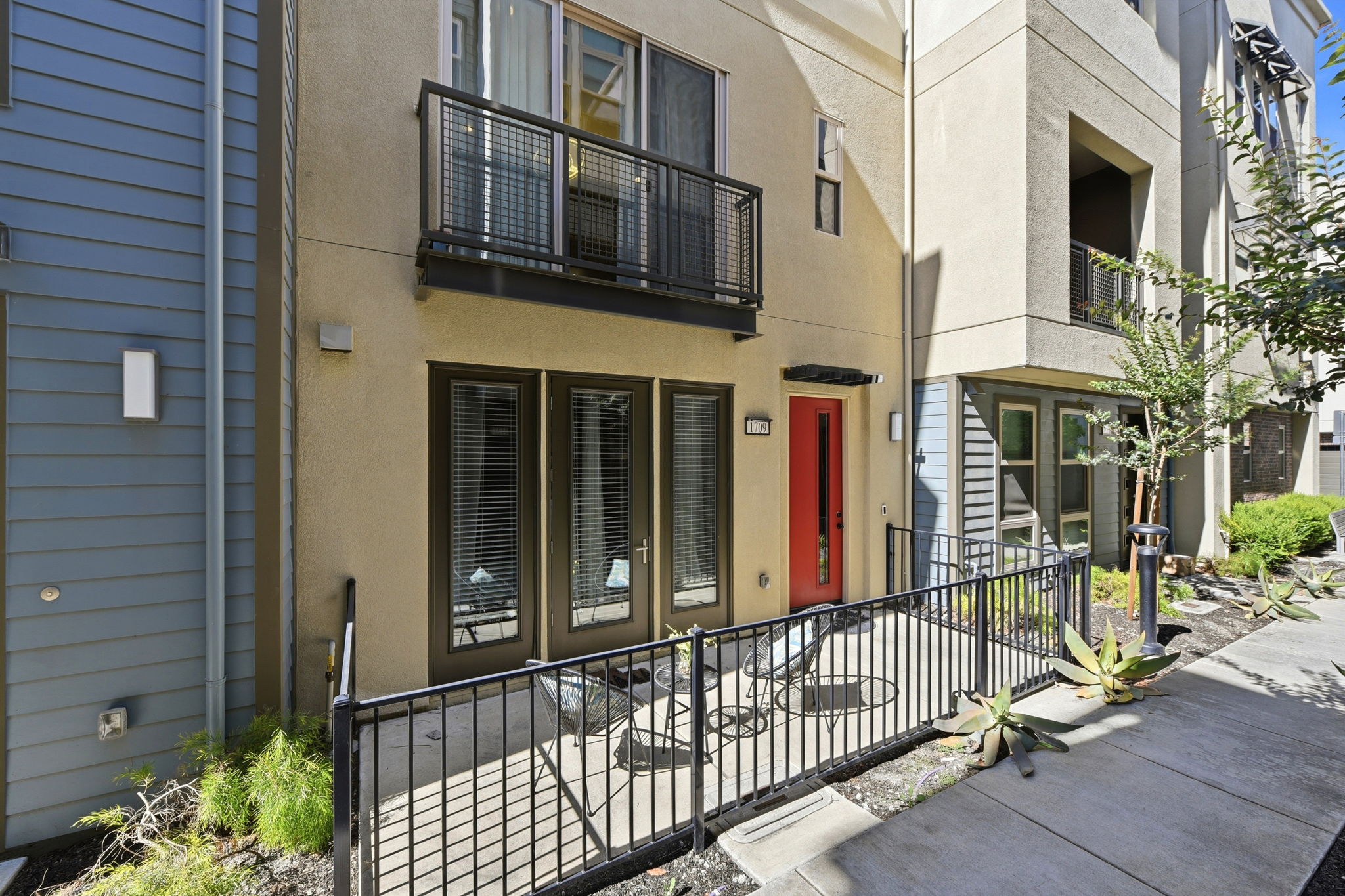 002_F8_1709 Ironwood Ln