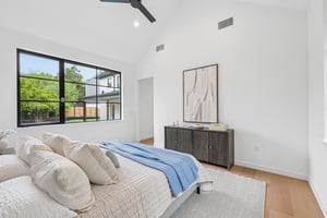 Valeria St-S2609-028.jpg