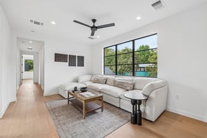 Valeria St-S2609-039.jpg