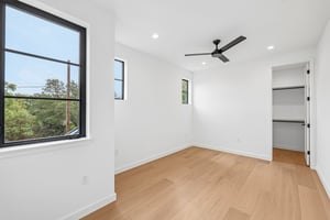 Valeria St-S2609-048.jpg
