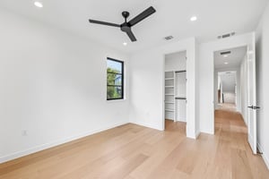 Valeria St-S2609-052.jpg
