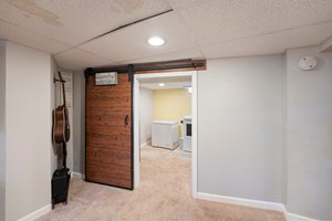 1709 Wampanoag Trail, Barrington, RI 02806, USA Photo 46