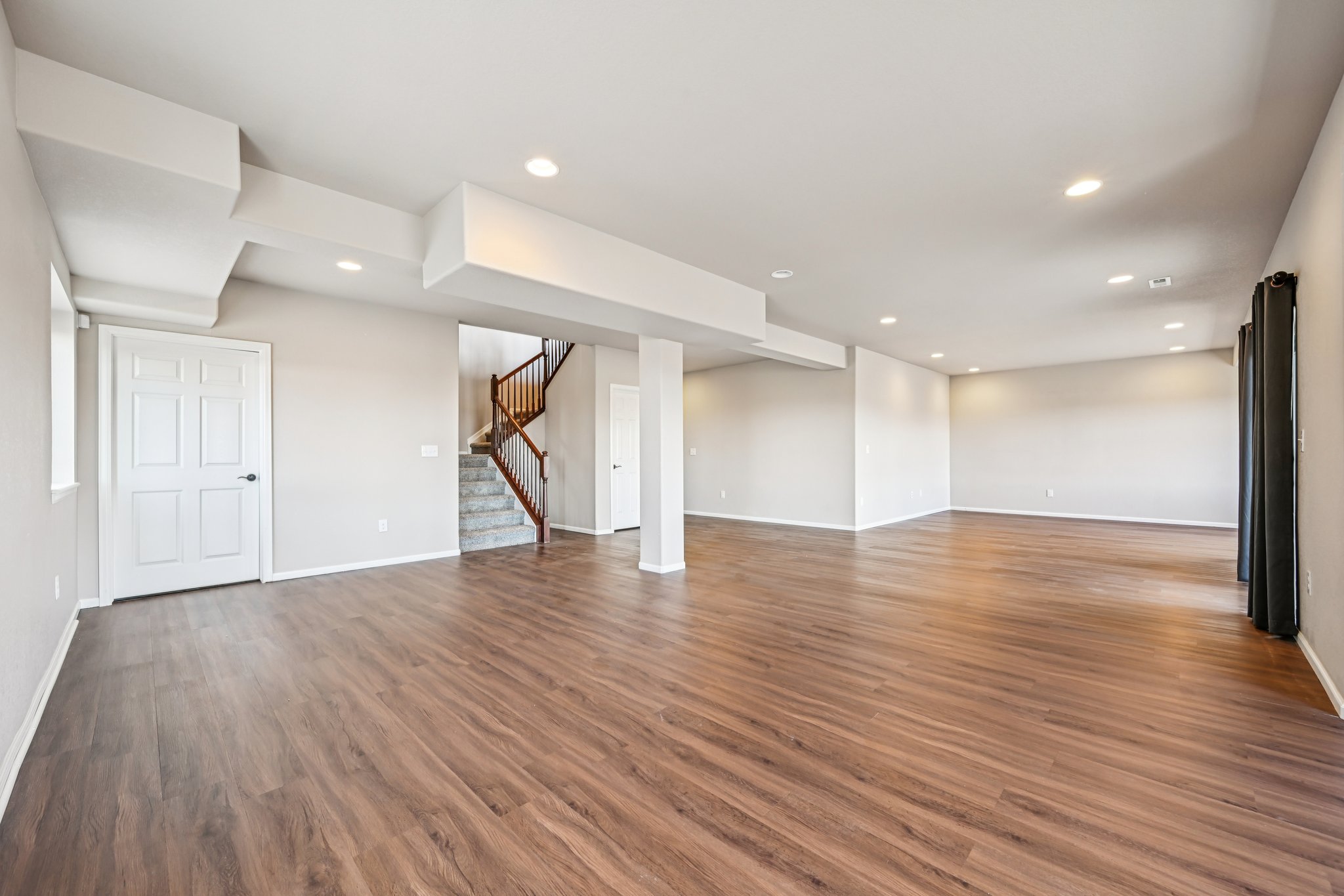 W 87th Ave-S1302-010.jpg