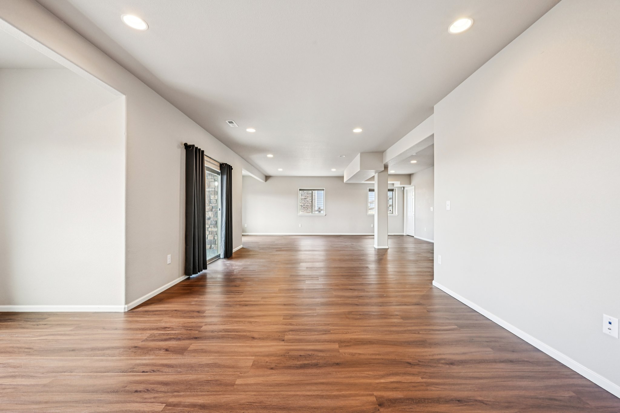 W 87th Ave-S1302-011.jpg