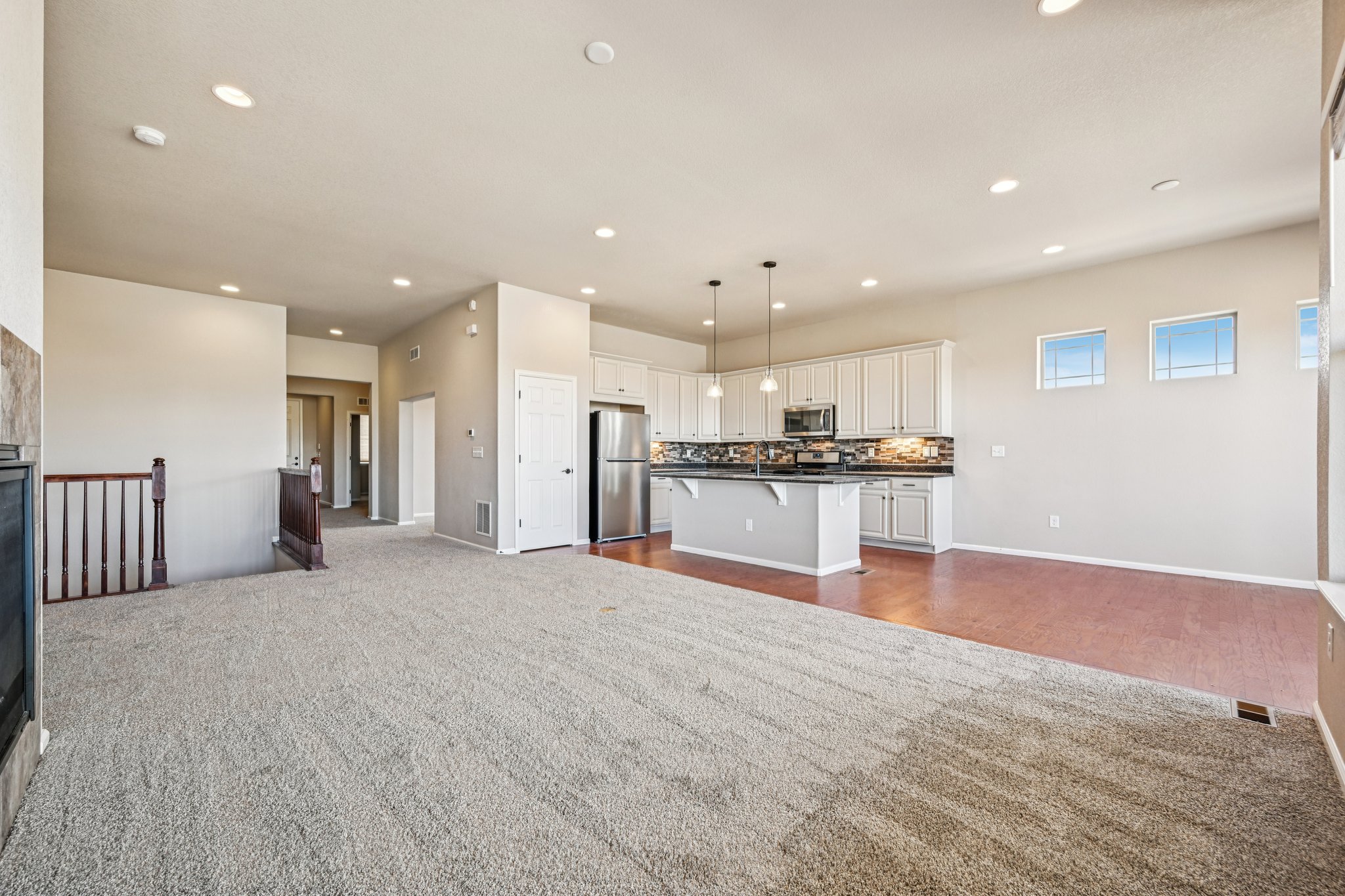 W 87th Ave-S1302-016.jpg