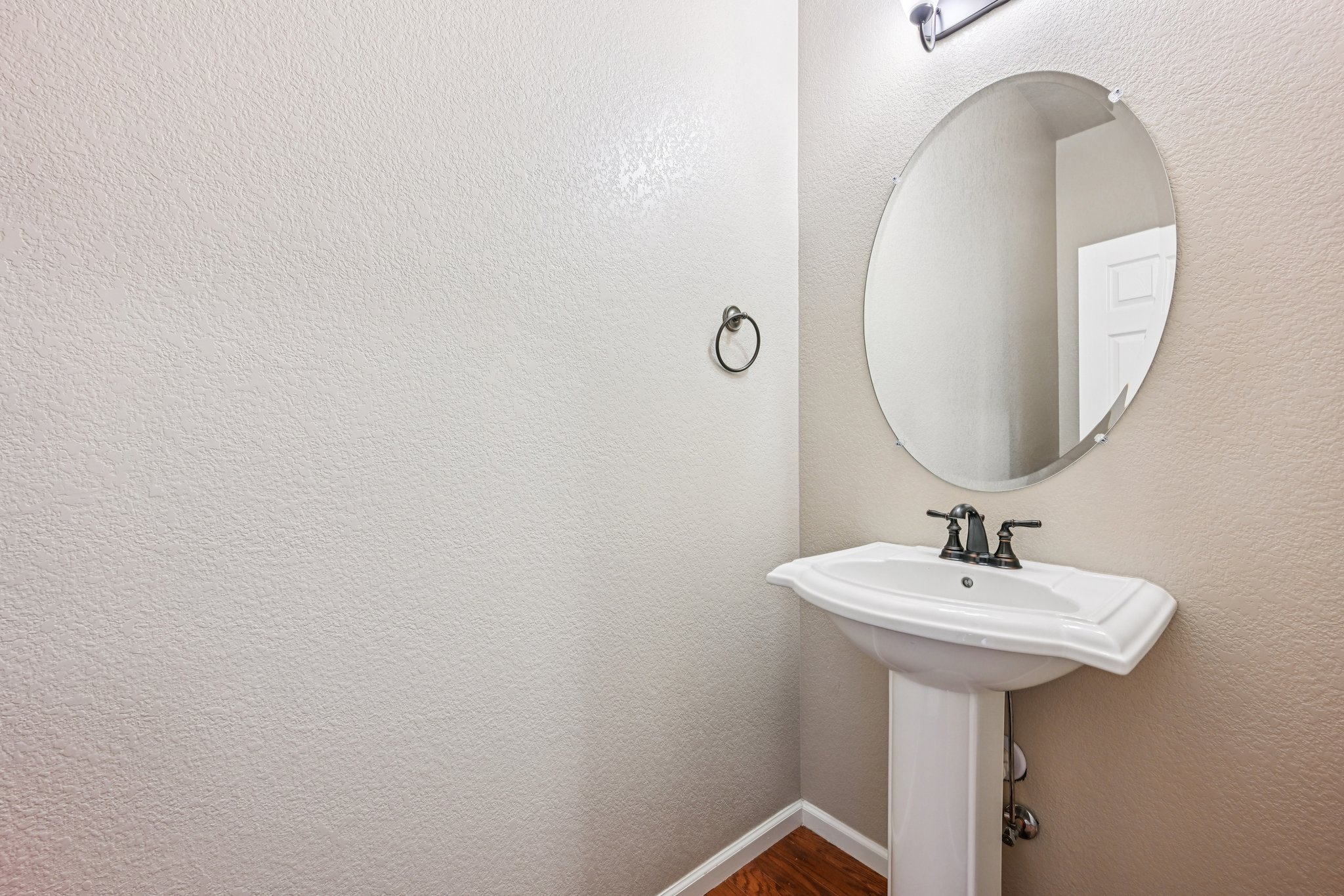 W 87th Ave-S1302-030.jpg