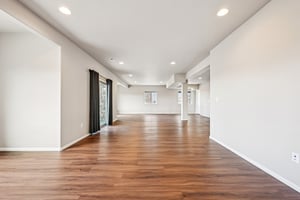 W 87th Ave-S1302-011.jpg