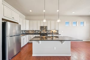 W 87th Ave-S1302-021.jpg